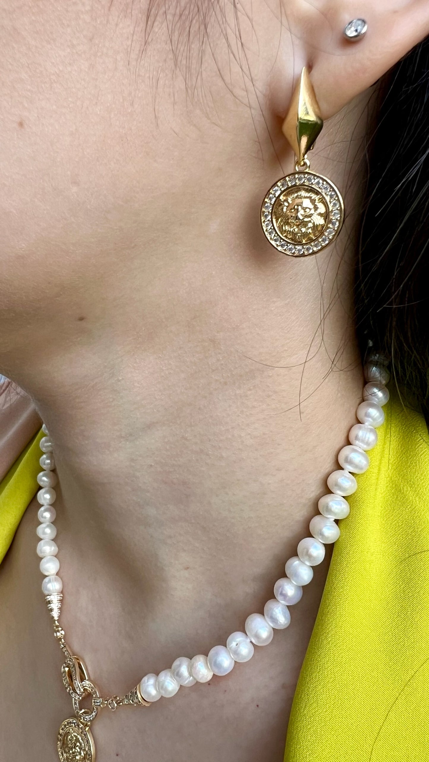 Juego Versace Collar, Aretes & Anillo