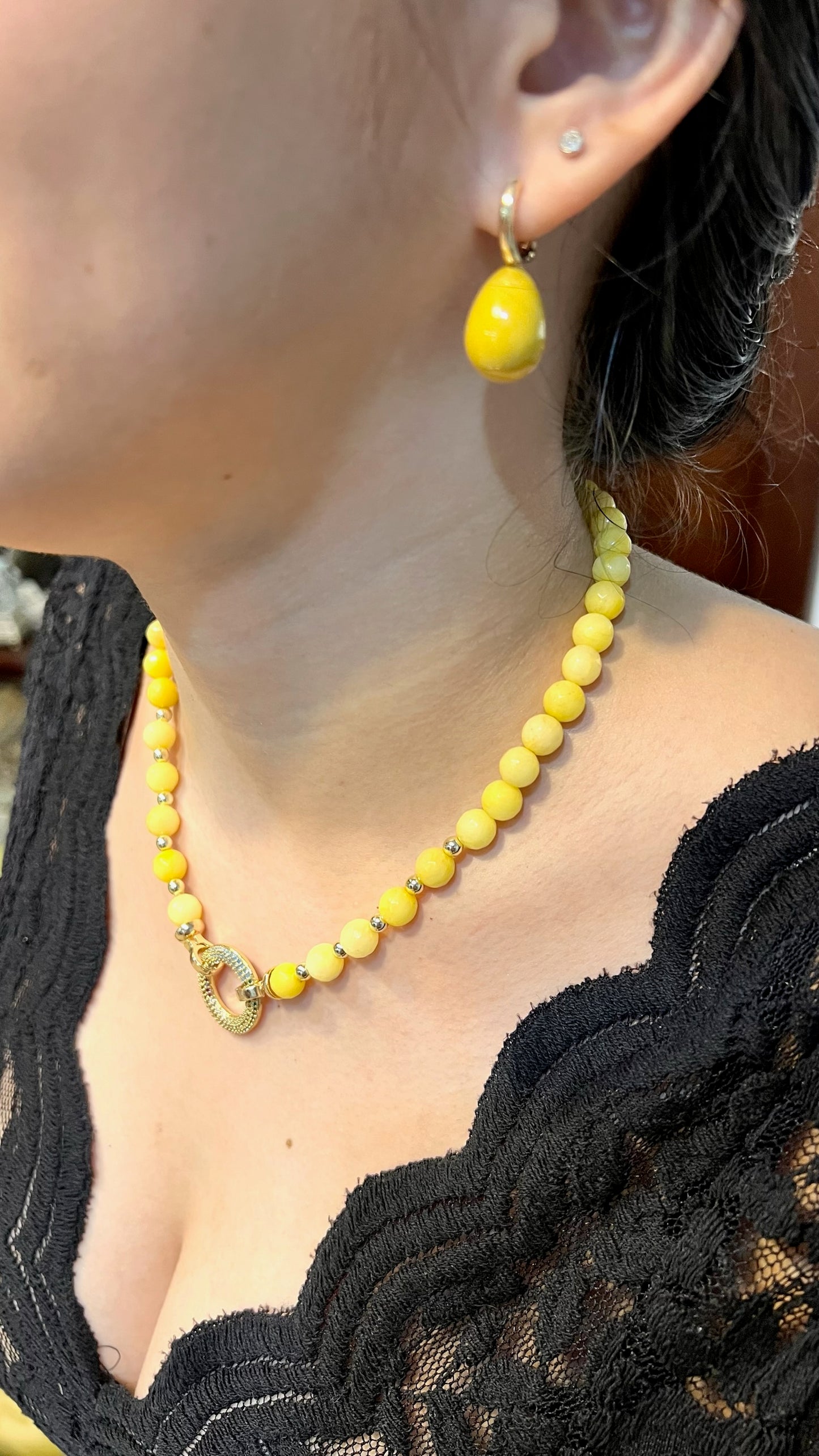 Juego Collar & Aretes Dorothea Yellow