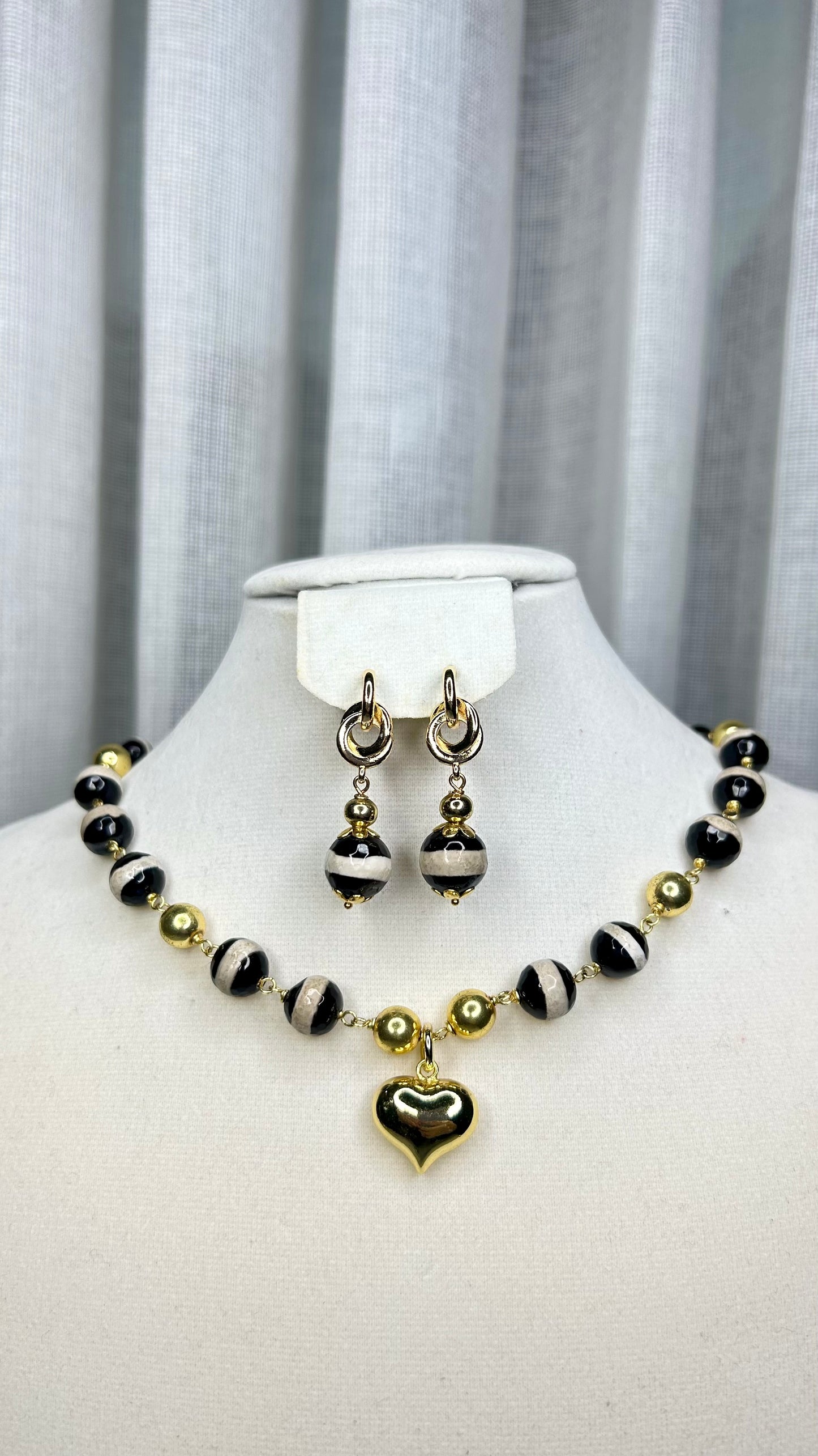 Juego Collar & Aretes Zebra