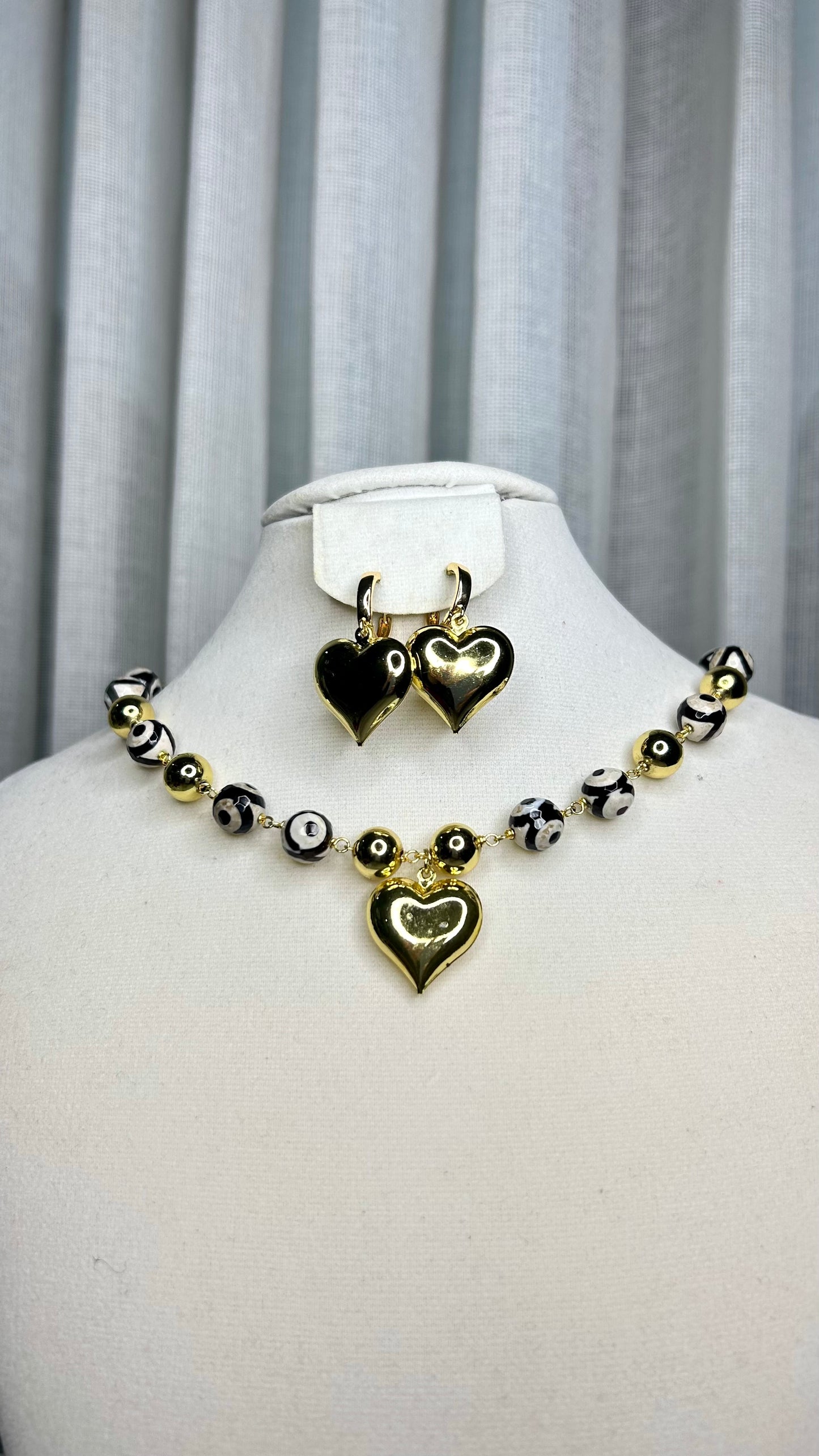 Juego Collar & Aretes Heart Cobra