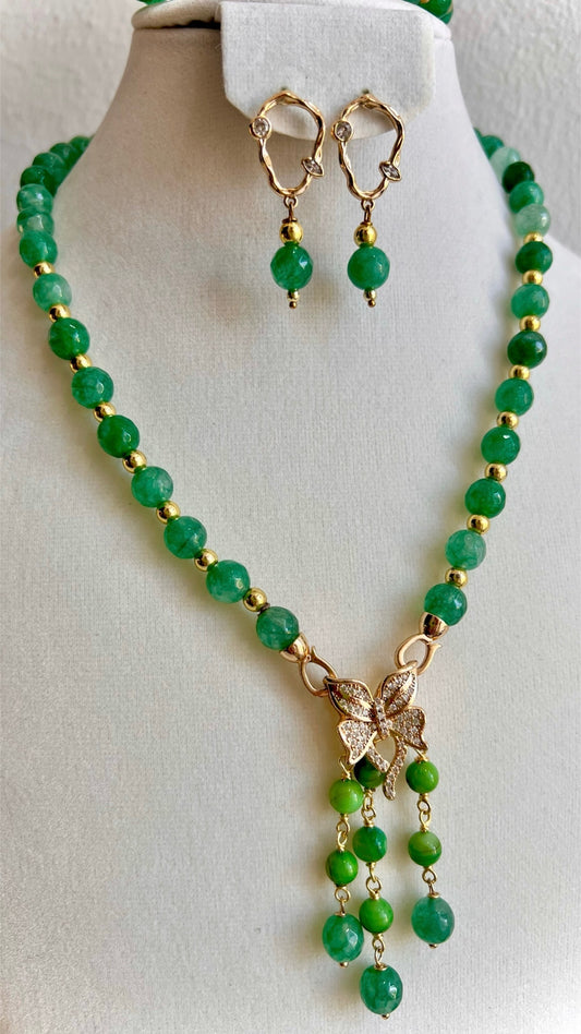 Juego Aretes, Cadena & Pulsera Briana