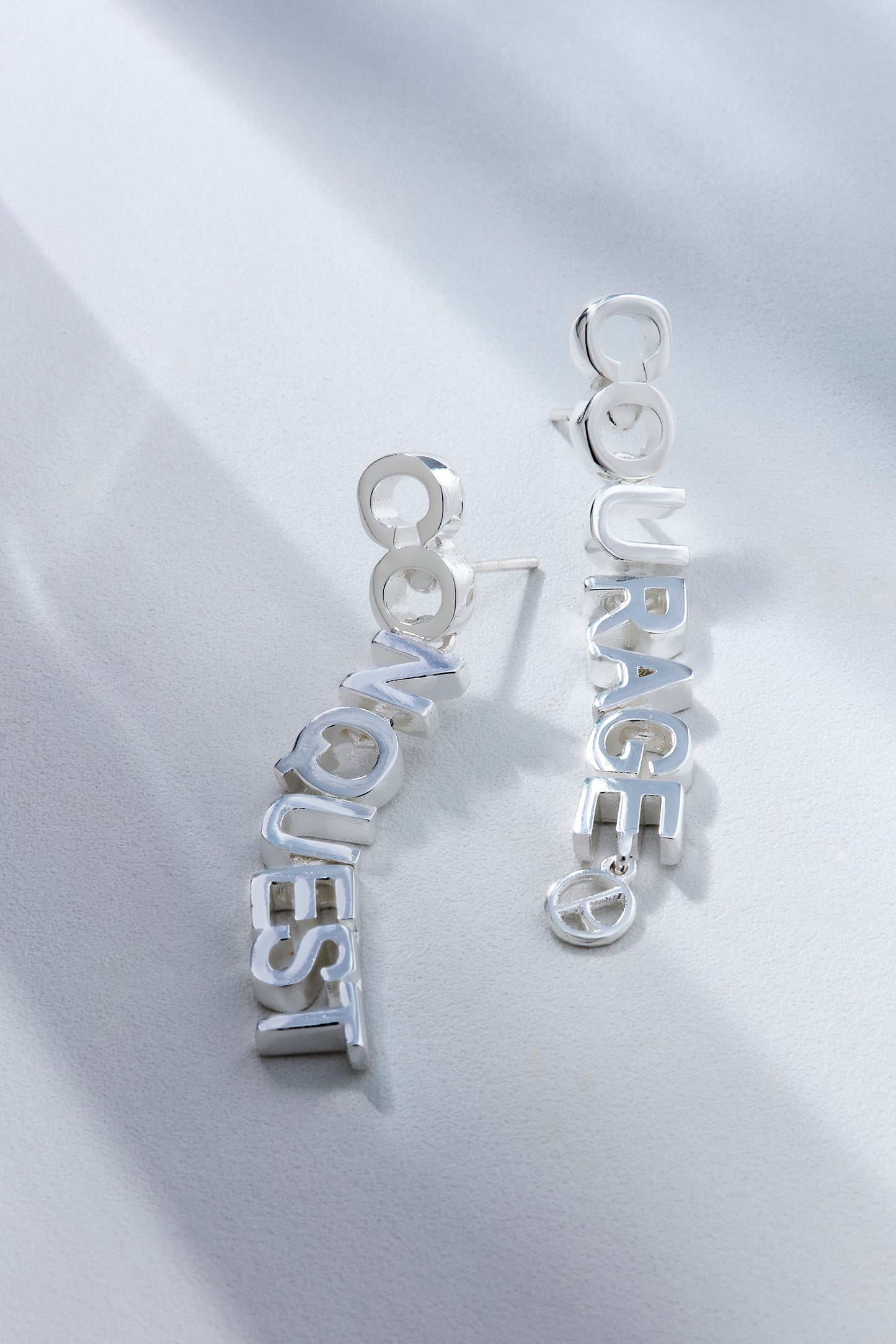 Aretes de Coraje y Conquista
