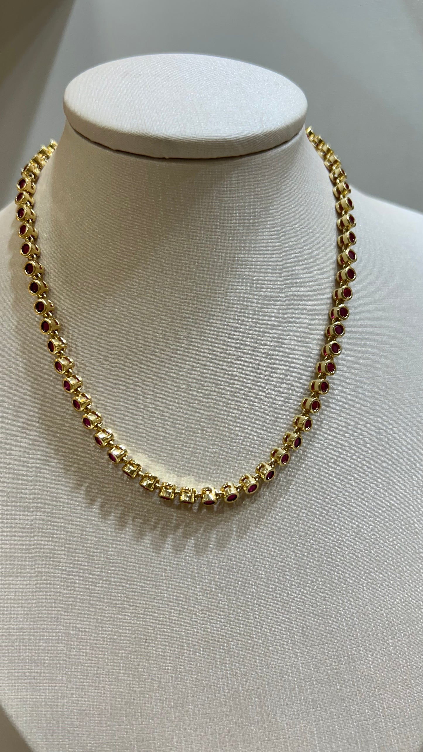 Collar Red & Gold