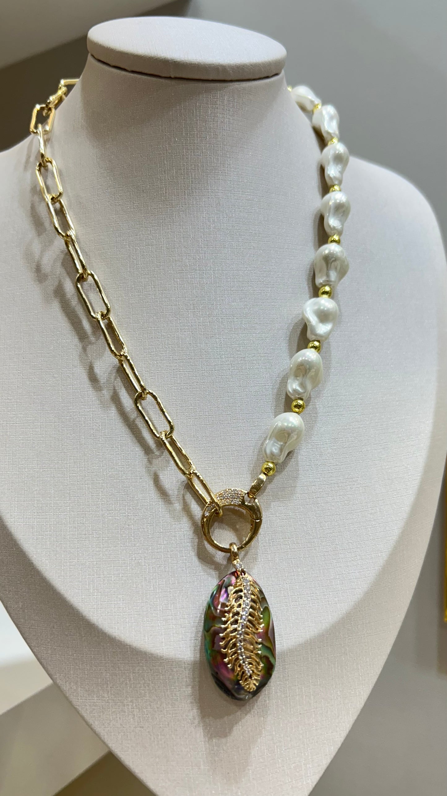 Collar & Cadena Ovelia