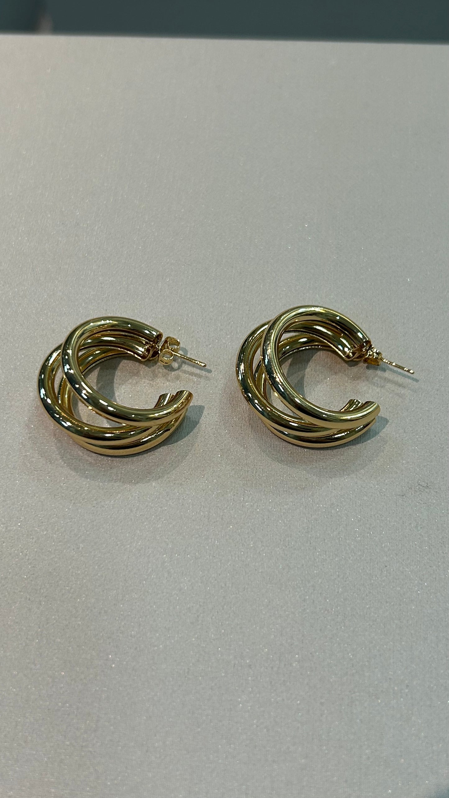 Aretes Triplets