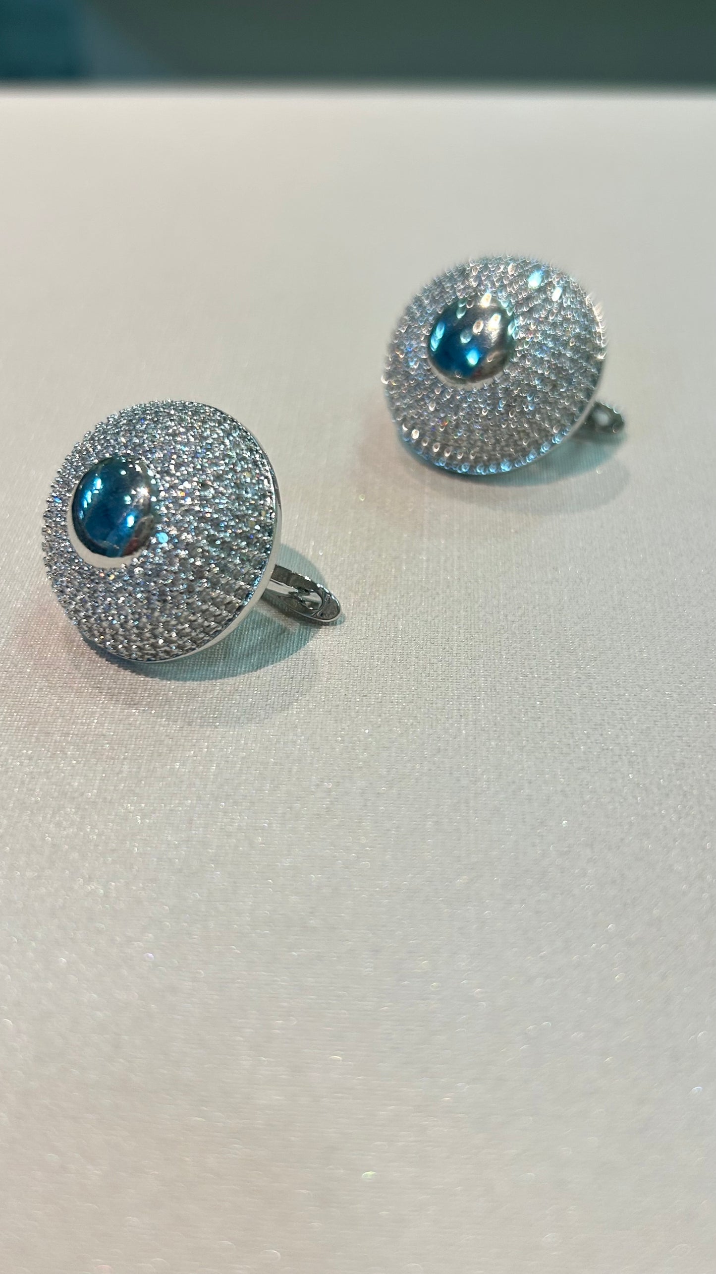 Aretes Ilio