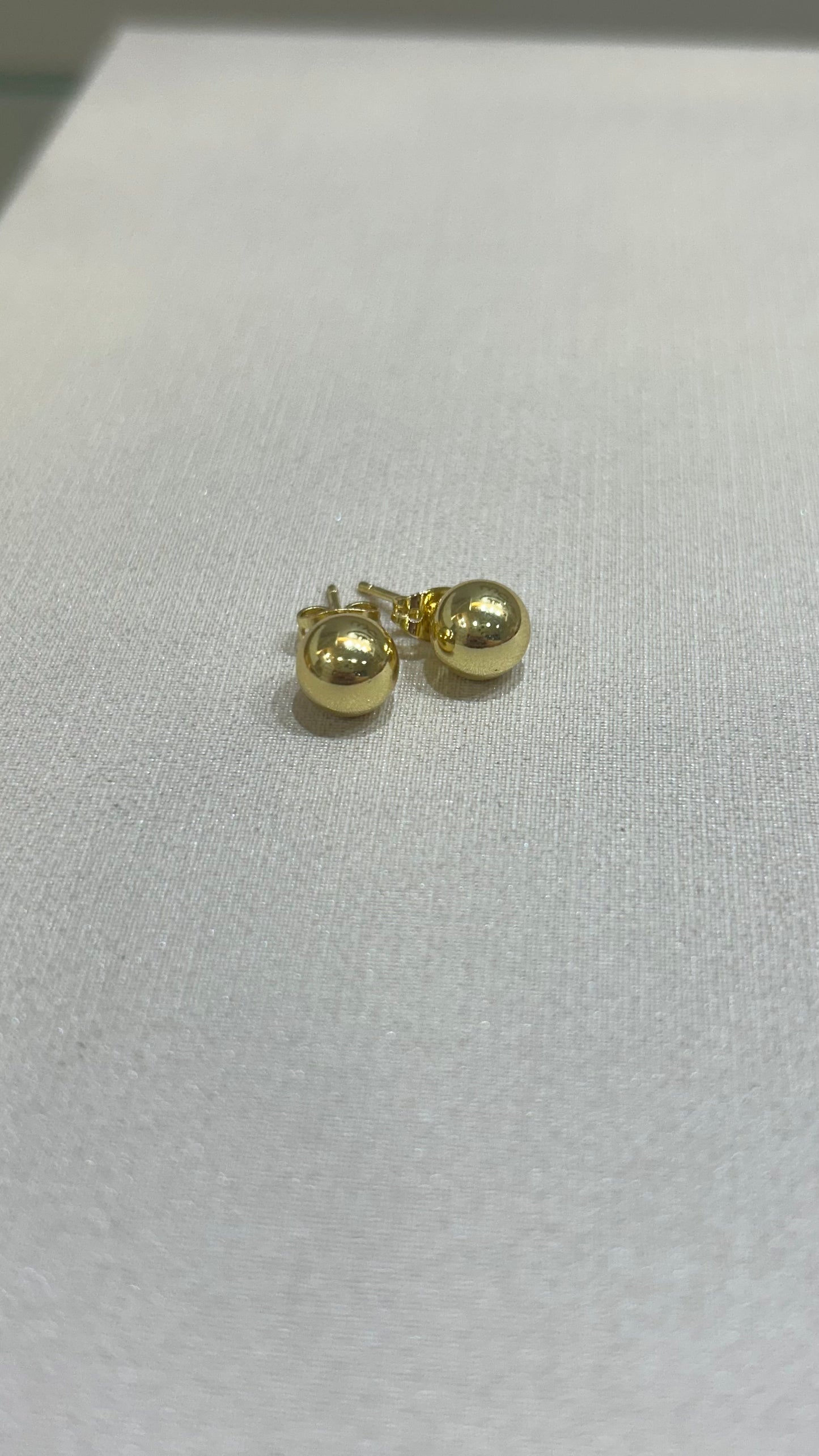 Piercing Bubbles M