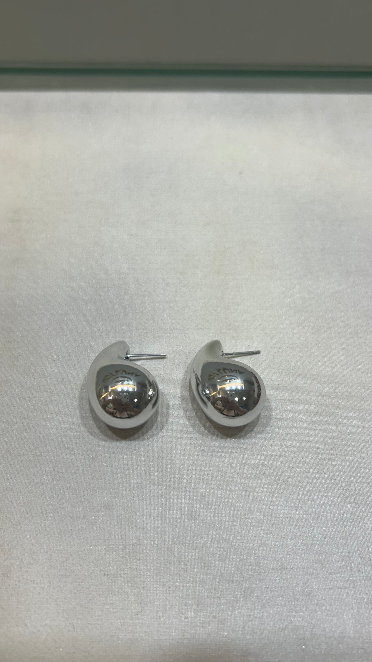 Aretes Medium Drop