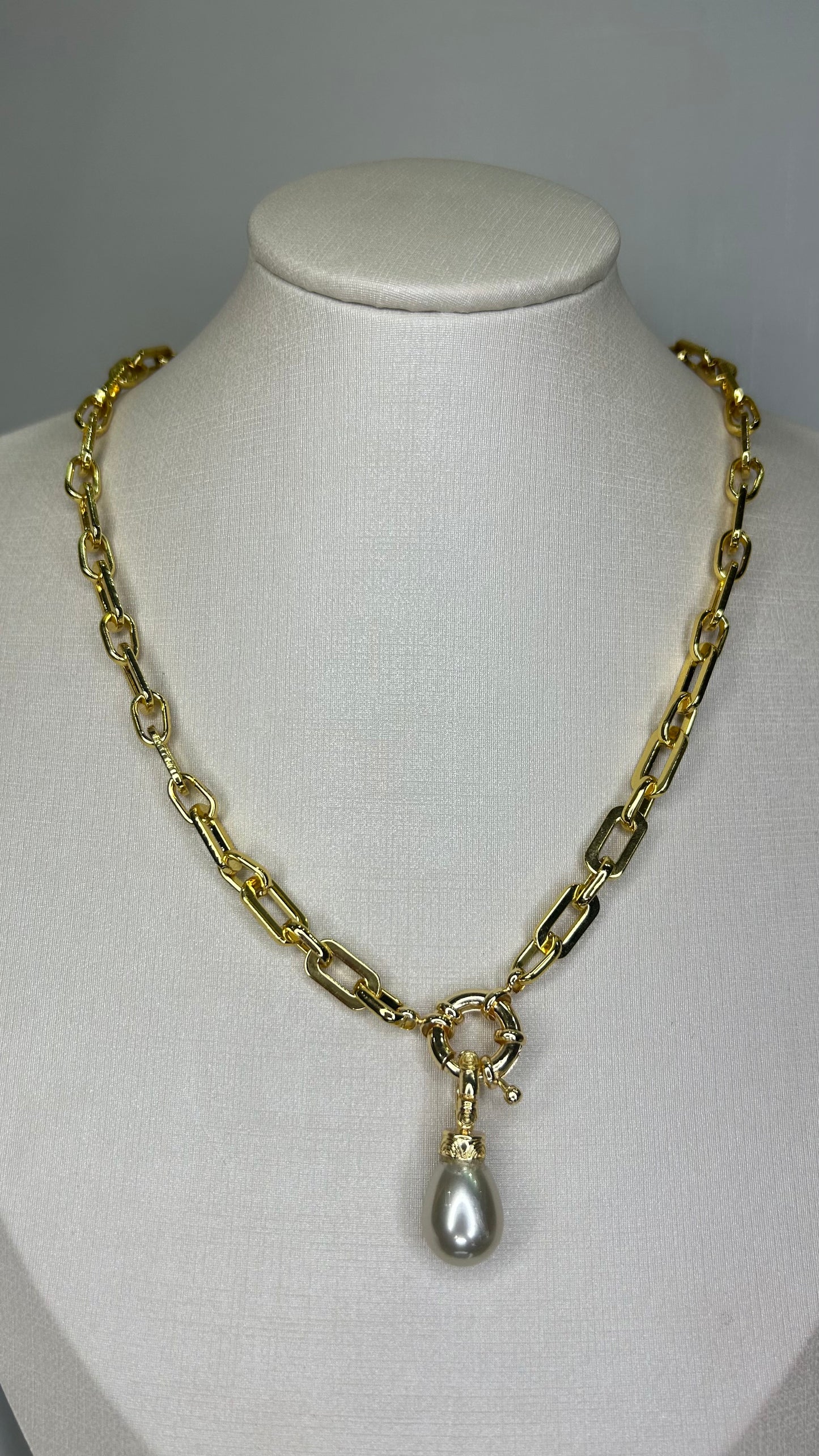 Cadena Ozli