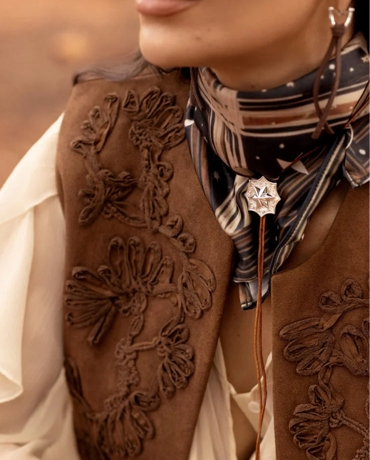 Doma Scarf
