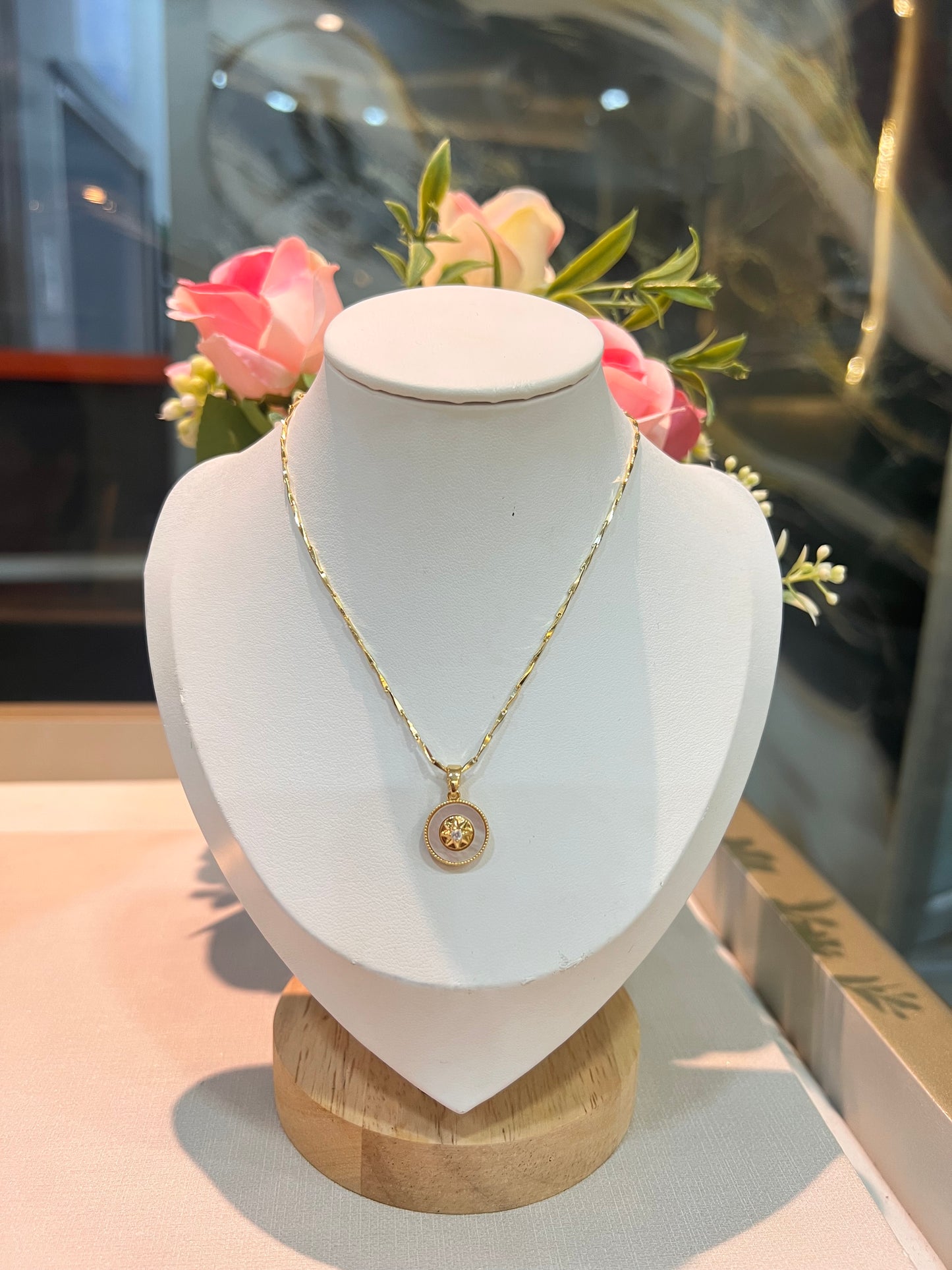 Necklace medalla