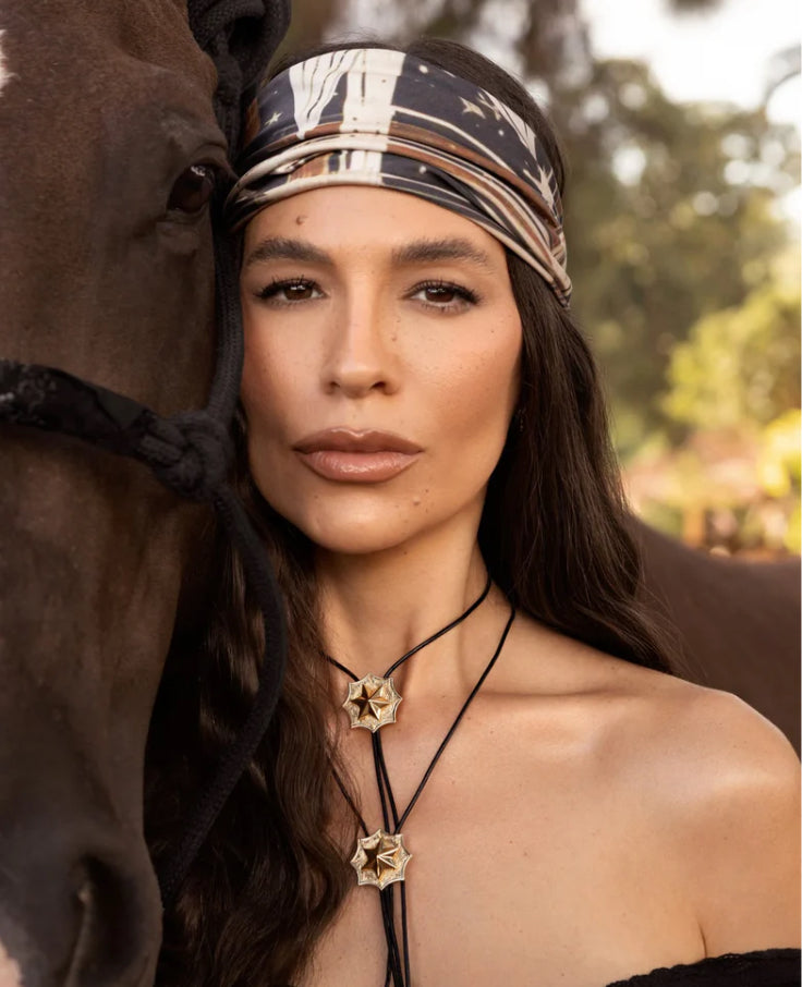 Candura Necklace