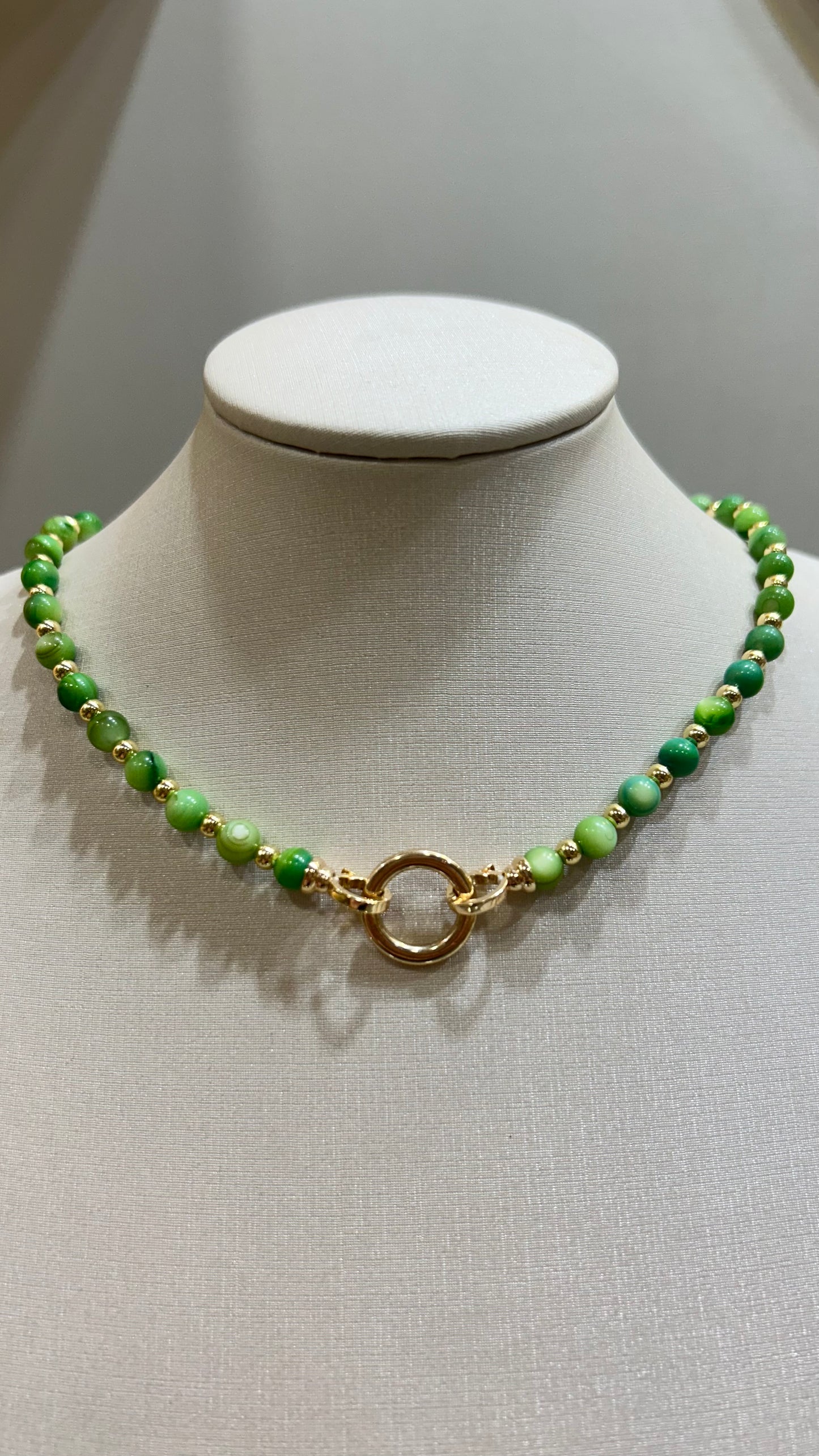 Collar Green Coral Circle
