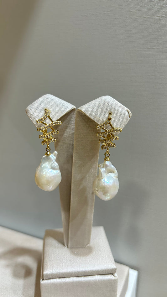 Aretes Zura
