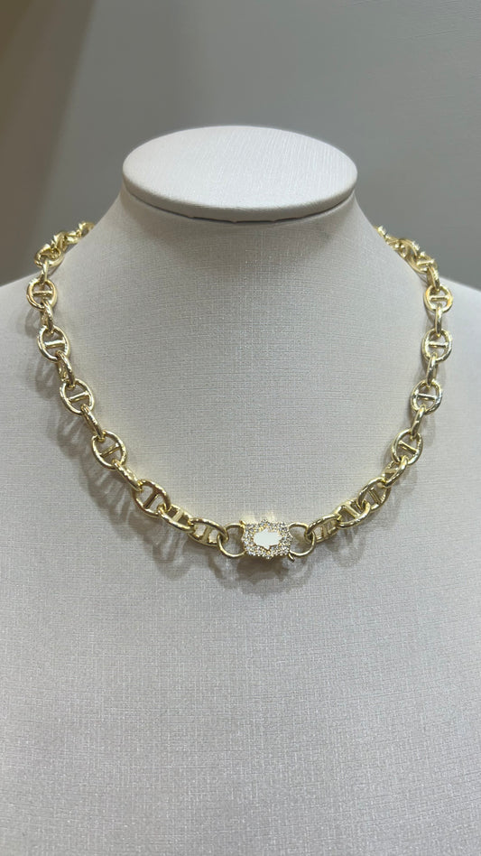 Cadena White Snap