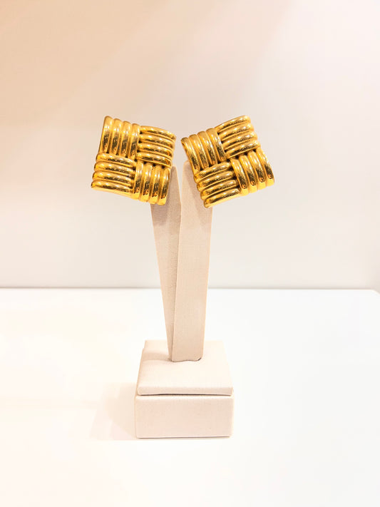 Arete Gold Square