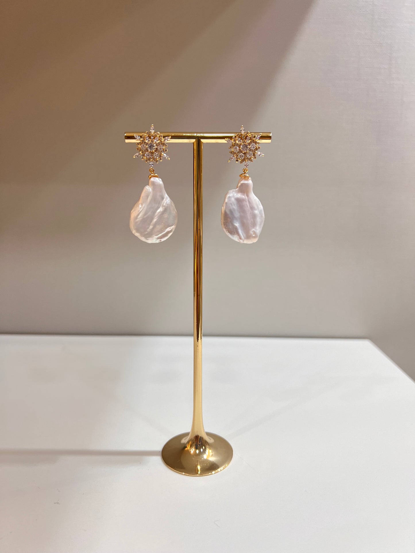 Arete Destello & Pearl