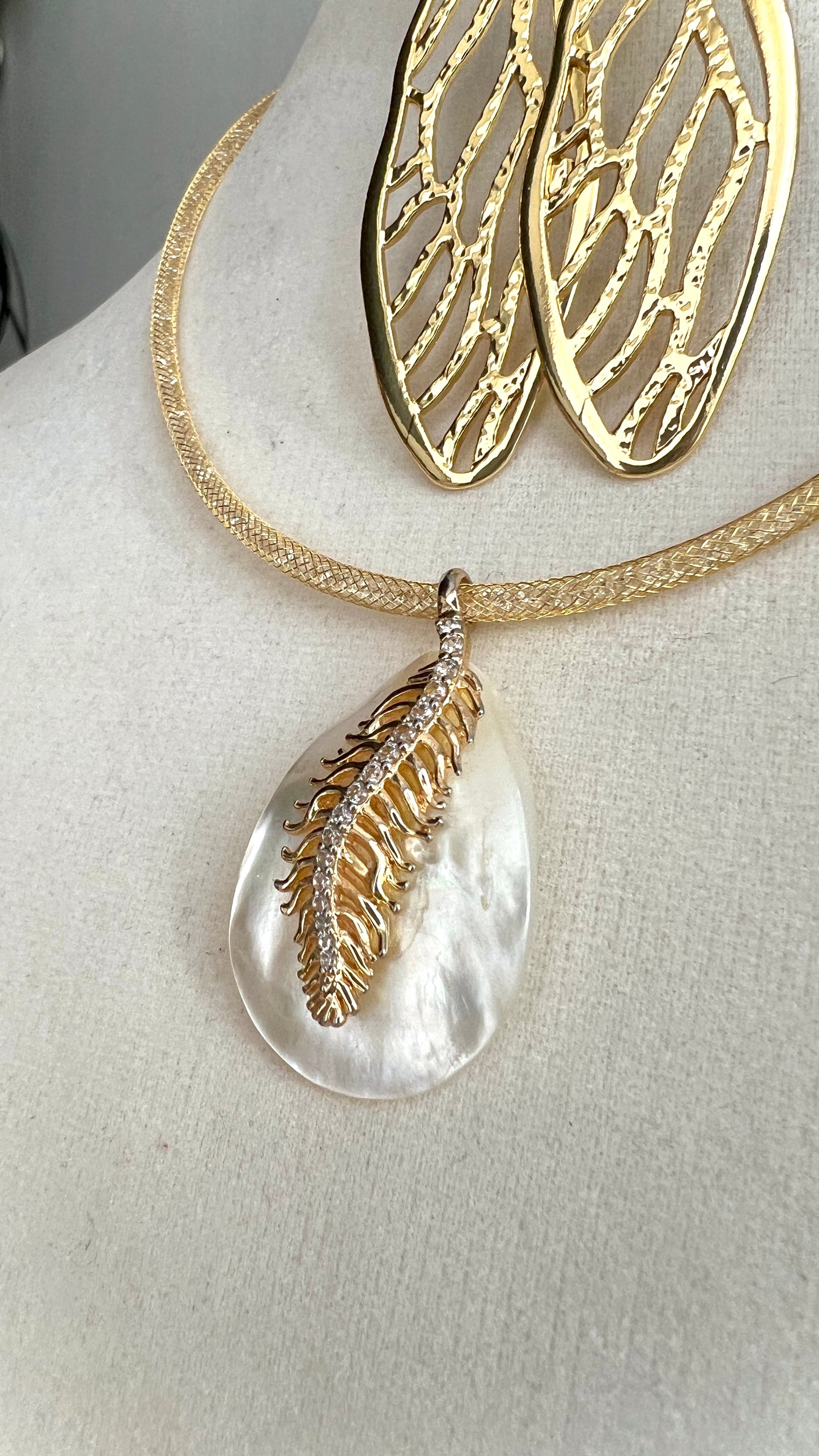 Collar Rina