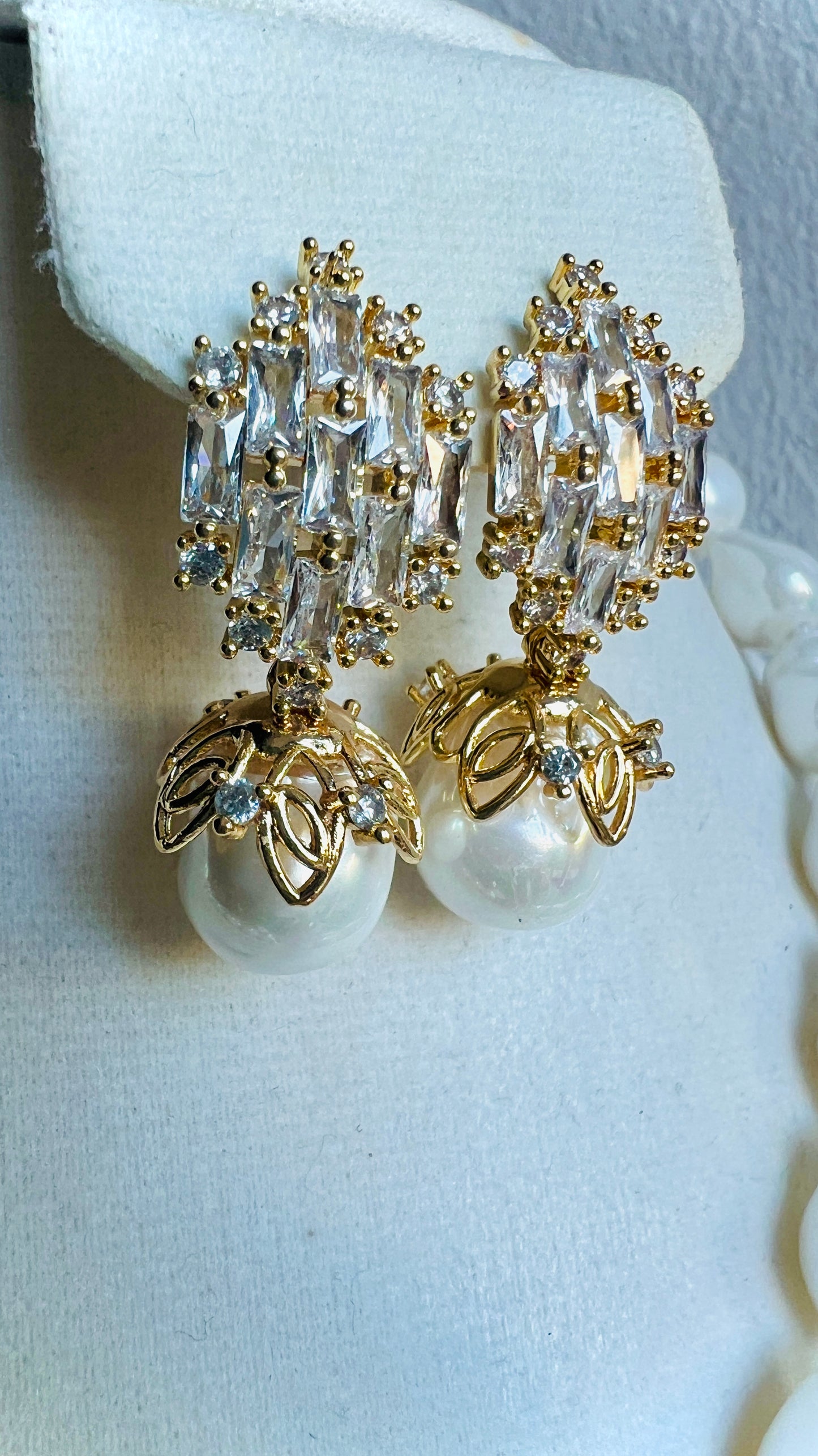 Aretes Helene
