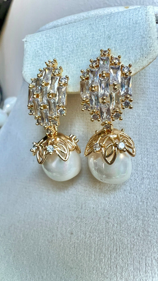 Aretes Helene