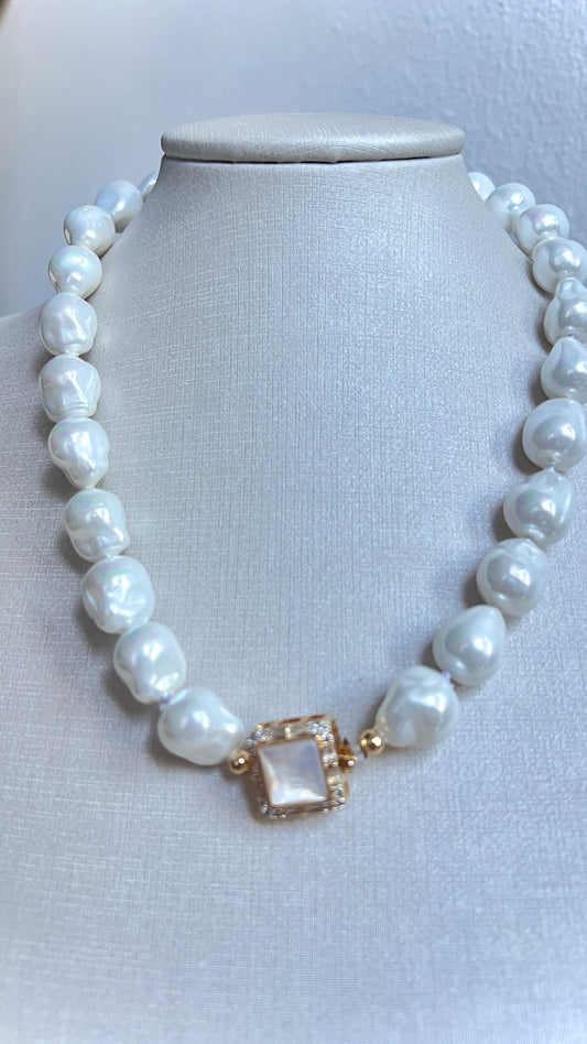 Collar Helene M