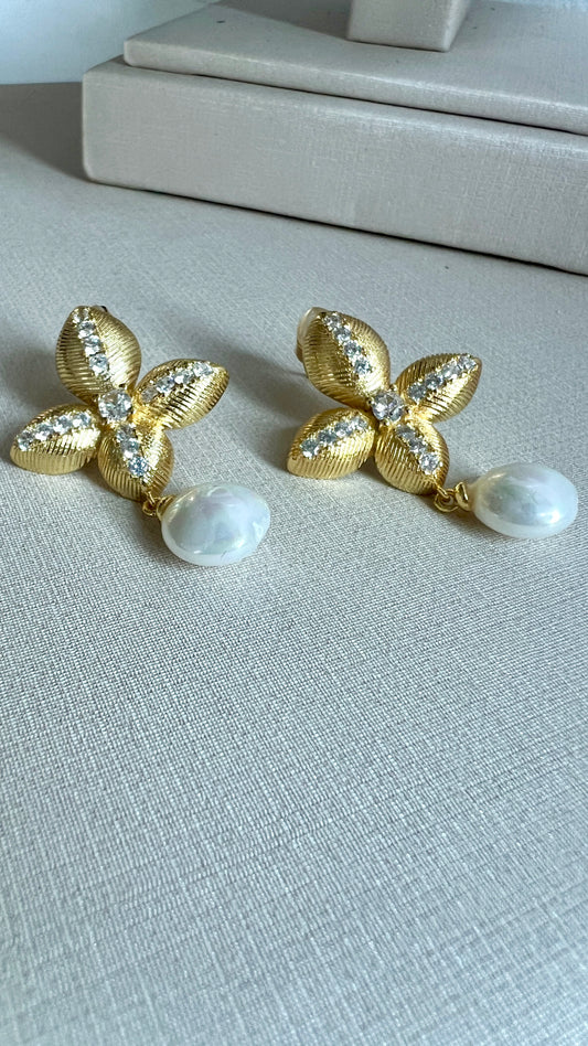 Aretes Flor & Perla
