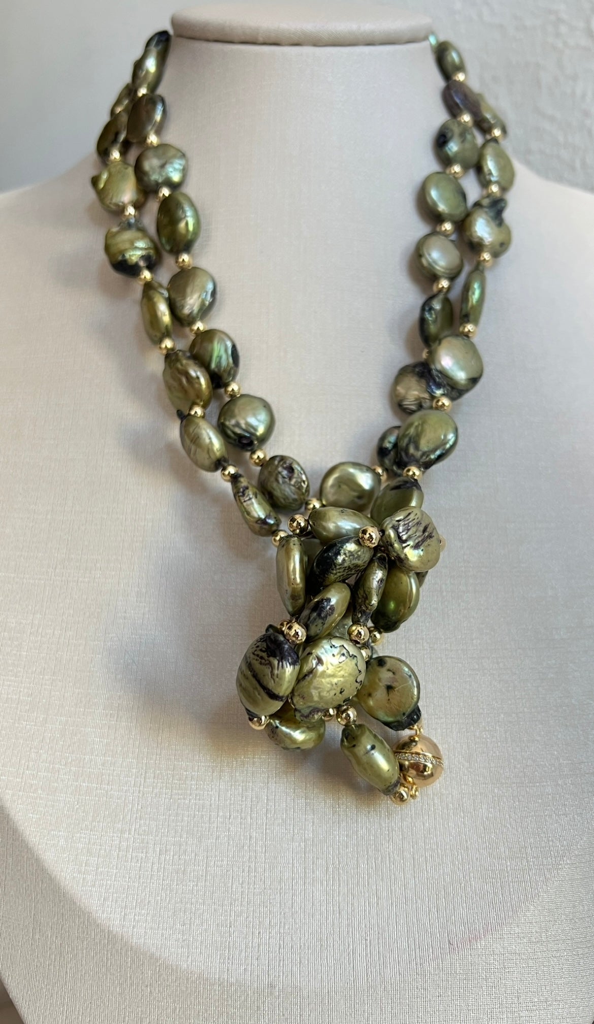 Collar Venus (Cuatro)