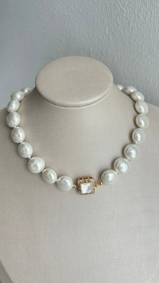 Collar Helene Shine